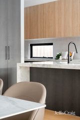 https://images.listonce.com.au/custom/160x/listings/15a-jassa-street-bentleigh-east-vic-3165/823/01778823_img_08.jpg?xVT2SdtdZNQ