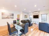 https://images.listonce.com.au/custom/160x/listings/15a-kalimna-street-mooroolbark-vic-3138/219/01524219_img_04.jpg?sjeVn0qB2q0