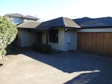 https://images.listonce.com.au/custom/160x/listings/15a-loraine-avenue-box-hill-north-vic-3129/998/01981998_img_01.jpg?YtpZ2tTbywg