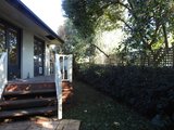 https://images.listonce.com.au/custom/160x/listings/15a-loraine-avenue-box-hill-north-vic-3129/998/01981998_img_08.jpg?X0lfDMYotog