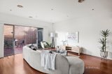 https://images.listonce.com.au/custom/160x/listings/15a-maddox-road-newport-vic-3015/644/01680644_img_02.jpg?hvMgzyV_T-Y