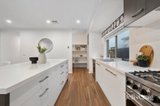 https://images.listonce.com.au/custom/160x/listings/15a-pollina-street-bentleigh-east-vic-3165/981/01904981_img_05.jpg?7_W8SpgU3Go