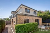 https://images.listonce.com.au/custom/160x/listings/15a-stephen-crescent-croydon-vic-3136/487/01892487_img_15.jpg?gnNQ-px_zEo