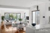 https://images.listonce.com.au/custom/160x/listings/15b-lancaster-street-bentleigh-east-vic-3165/479/01942479_img_06.jpg?le5_RrV6OMM