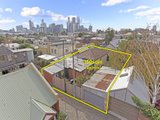 https://images.listonce.com.au/custom/160x/listings/16-18-coote-street-south-melbourne-vic-3205/000/01088000_img_02.jpg?k9Gqt0XeBm4