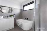 https://images.listonce.com.au/custom/160x/listings/16-adrian-street-chadstone-vic-3148/282/01909282_img_06.jpg?7_0I6C5Sf4U