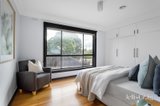 https://images.listonce.com.au/custom/160x/listings/16-adrian-street-chadstone-vic-3148/282/01909282_img_08.jpg?U1VO3d4yVf4