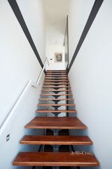 https://images.listonce.com.au/custom/160x/listings/16-albert-street-northcote-vic-3070/752/01735752_img_19.jpg?I-pRkZidcDg