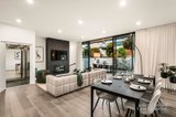 https://images.listonce.com.au/custom/160x/listings/16-alfriston-street-elwood-vic-3184/101/01780101_img_06.jpg?qeCloY65poY