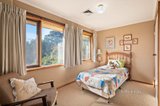 https://images.listonce.com.au/custom/160x/listings/16-avalon-street-mooroolbark-vic-3138/961/01700961_img_12.jpg?XMIsZTbHiLI