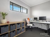 https://images.listonce.com.au/custom/160x/listings/16-balanada-close-alfredton-vic-3350/723/01576723_img_14.jpg?V8dClkPqETY