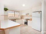 https://images.listonce.com.au/custom/160x/listings/16-birkett-court-altona-meadows-vic-3028/454/01203454_img_03.jpg?lRnt2skMSOs