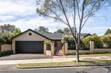 https://images.listonce.com.au/custom/160x/listings/16-boyce-avenue-briar-hill-vic-3088/137/01132137_img_01.jpg?GzWFDCCoMuA