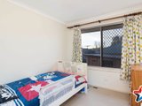 https://images.listonce.com.au/custom/160x/listings/16-bridges-avenue-mooroolbark-vic-3138/317/01526317_img_08.jpg?rLSRVu1oAB0