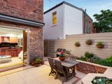 https://images.listonce.com.au/custom/160x/listings/16-bridport-street-south-melbourne-vic-3205/235/01090235_img_10.jpg?2CMrrEklU94