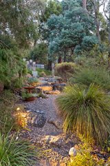 https://images.listonce.com.au/custom/160x/listings/16-browns-road-montrose-vic-3765/037/01656037_img_21.jpg?RTmWSuLWei4