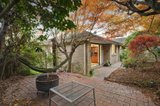 https://images.listonce.com.au/custom/160x/listings/16-byron-avenue-lower-plenty-vic-3093/217/01705217_img_13.jpg?mEB3nFmXkK8