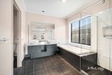 https://images.listonce.com.au/custom/160x/listings/16-carbine-drive-alfredton-vic-3350/675/01748675_img_02.jpg?71Y0ivKx8qM