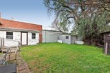 https://images.listonce.com.au/custom/160x/listings/16-carlyle-street-hawthorn-east-vic-3123/126/01085126_img_11.jpg?kQTzp-yCBZ4
