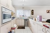 https://images.listonce.com.au/custom/160x/listings/16-castle-court-ballarat-east-vic-3350/832/01624832_img_04.jpg?0sA71nrLzM8