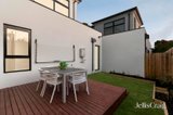 https://images.listonce.com.au/custom/160x/listings/16-charlton-street-mount-waverley-vic-3149/583/01988583_img_16.jpg?NHxDvOEDmzU