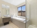 https://images.listonce.com.au/custom/160x/listings/16-chifley-drive-delacombe-vic-3356/715/01576715_img_08.jpg?G6bmmJ7PQFI