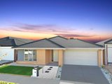 https://images.listonce.com.au/custom/160x/listings/16-colmar-street-lara-vic-3212/648/01698648_img_18.jpg?2Mi1CYoj-NU