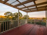 https://images.listonce.com.au/custom/160x/listings/16-corrong-crescent-mooroolbark-vic-3138/506/01524506_img_13.jpg?F3yabNaghWU