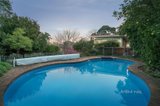 https://images.listonce.com.au/custom/160x/listings/16-darvall-street-rosanna-vic-3084/271/01552271_img_02.jpg?2FlcVmiBDzE