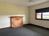 https://images.listonce.com.au/custom/160x/listings/16-davies-road-walmer-vic-3463/393/01574393_img_03.jpg?IOmEQWi01xM