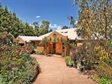 https://images.listonce.com.au/custom/160x/listings/16-dellview-court-donvale-vic-3111/206/01685206_img_01.jpg?Lmg6uRoY1kM