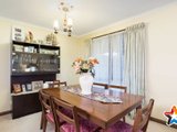 https://images.listonce.com.au/custom/160x/listings/16-dobell-place-mooroolbark-vic-3138/501/01529501_img_05.jpg?f6BgwCUmuSs