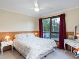 https://images.listonce.com.au/custom/160x/listings/16-dobell-place-mooroolbark-vic-3138/501/01529501_img_11.jpg?guFEhdX7OJU