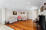 https://images.listonce.com.au/custom/160x/listings/16-donald-street-croydon-vic-3136/820/01620820_img_05.jpg?3IbH3Xjaans