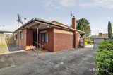 https://images.listonce.com.au/custom/160x/listings/16-durban-street-bentleigh-vic-3204/019/01753019_img_10.jpg?40gFDMVIpNI