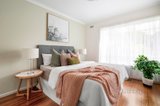 https://images.listonce.com.au/custom/160x/listings/16-essex-street-briar-hill-vic-3088/279/01782279_img_06.jpg?0comTsEYSNk