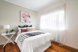 https://images.listonce.com.au/custom/160x/listings/16-essex-street-briar-hill-vic-3088/279/01782279_img_08.jpg?4bN2tlkoY9o