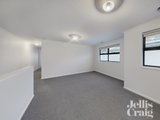 https://images.listonce.com.au/custom/160x/listings/16-etzel-street-airport-west-vic-3042/131/01931131_img_10.jpg?PFPMPJt2cUs