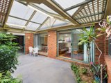 https://images.listonce.com.au/custom/160x/listings/16-federation-court-altona-vic-3018/841/01203841_img_08.jpg?M3luM_W0g8I