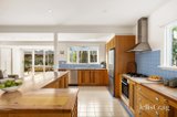 https://images.listonce.com.au/custom/160x/listings/16-forster-street-ivanhoe-vic-3079/427/01938427_img_09.jpg?aSdbphz9D_4