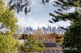https://images.listonce.com.au/custom/160x/listings/16-forster-street-ivanhoe-vic-3079/427/01938427_img_20.jpg?PkqRvzQZEU8