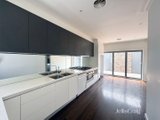 https://images.listonce.com.au/custom/160x/listings/16-fraser-street-brunswick-vic-3056/590/01839590_img_07.jpg?iWJh13InthE