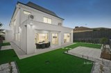 https://images.listonce.com.au/custom/160x/listings/16-garrisson-drive-glen-waverley-vic-3150/041/01679041_img_19.jpg?39R__P1lTDM