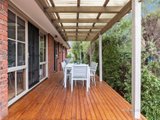 https://images.listonce.com.au/custom/160x/listings/16-gaudion-road-doncaster-east-vic-3109/801/01717801_img_13.jpg?EVcJQ1ukwsU
