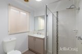 https://images.listonce.com.au/custom/160x/listings/16-gillow-grove-doreen-vic-3754/144/01937144_img_10.jpg?MZY1lnXKOUM