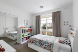 https://images.listonce.com.au/custom/160x/listings/16-gilmour-court-greensborough-vic-3088/903/01725903_img_11.jpg?udX8mP9Lwmk