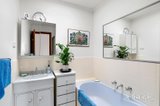 https://images.listonce.com.au/custom/160x/listings/16-gladstone-road-briar-hill-vic-3088/808/01970808_img_09.jpg?h44dclc4j9M