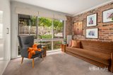 https://images.listonce.com.au/custom/160x/listings/16-glenister-drive-eltham-vic-3095/725/01977725_img_11.jpg?8C6FoZfcDjU