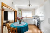 https://images.listonce.com.au/custom/160x/listings/16-gordon-street-deepdene-vic-3103/663/01752663_img_06.jpg?iPiZjtGP9rc