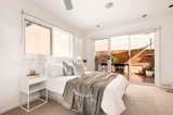 https://images.listonce.com.au/custom/160x/listings/16-gordon-street-richmond-vic-3121/796/01583796_img_05.jpg?TT8Mm9cTsl0